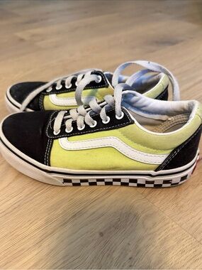 Vans Ward Kids Old Skool Neon Lime and Black Skate Sneakers